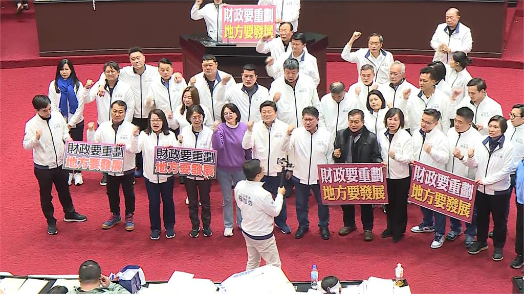 揭秘! 卓揆.韓國瑜"折衷三法案" 傳遭朱.傅否決