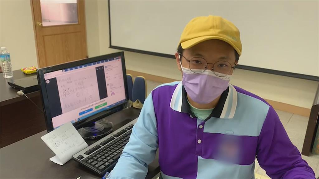 停電沒存檔!遊樂園小編PO手繪稿破萬讚