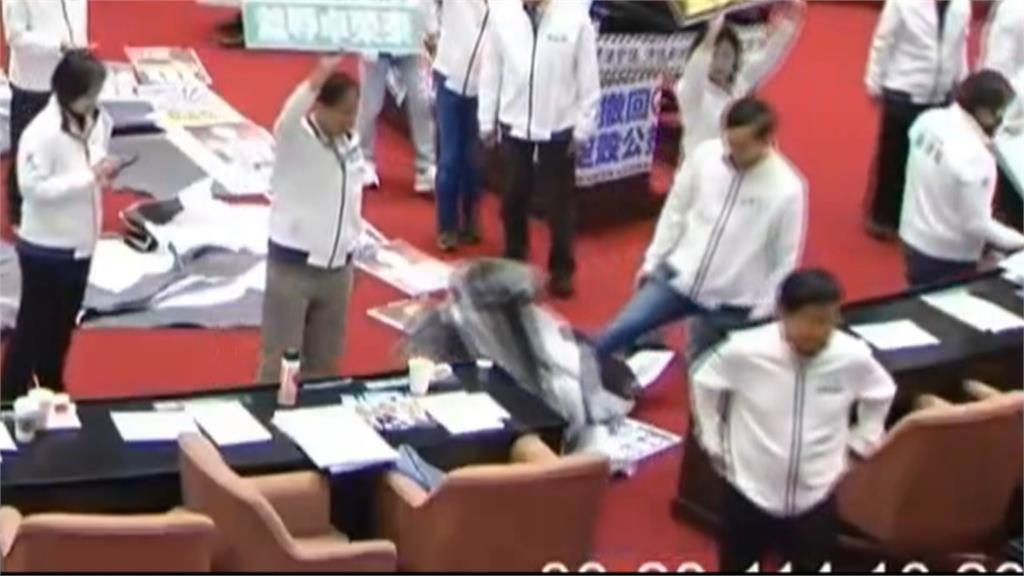 吳宗憲不投不同意罷免? 綠委大笑:葉元之哭啊!