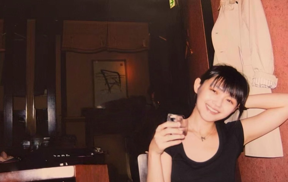 深夜曬大S燦笑合照！小S曝姊姊霸氣往事喊：實在是好想妳喔　惹哭全網