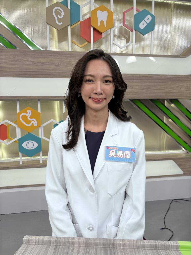 《醫學大聯盟》王思佳夏日崩潰日常！汗水猛攻後腦勺靠「神器」撐全場