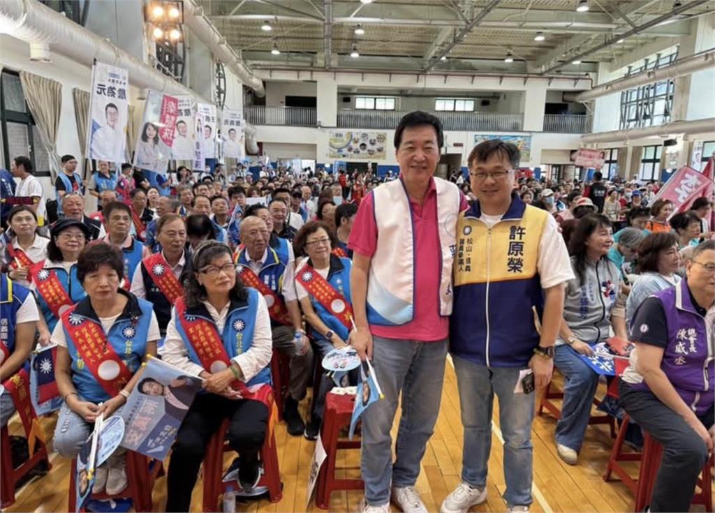 費鴻泰力挺蔣萬安　信義區後援會成立支持五位議員候選人