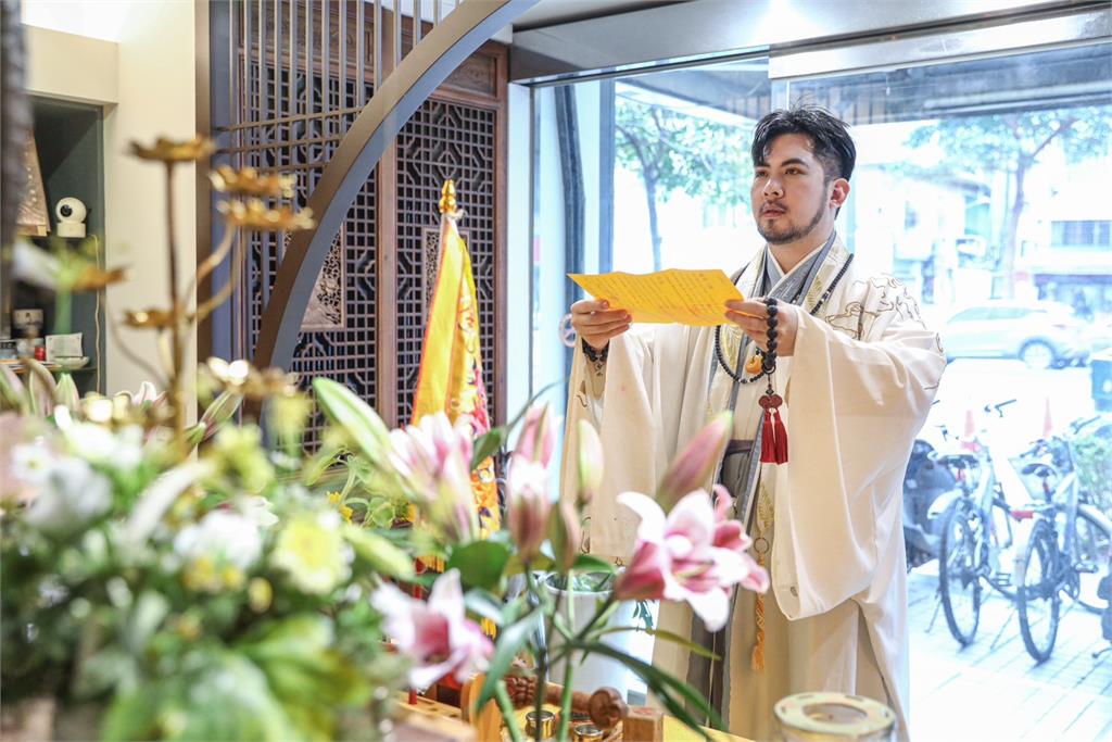 「天赦日」補財補運開恩赦罪好時機！專家提醒：祭拜注意「1關鍵時間」