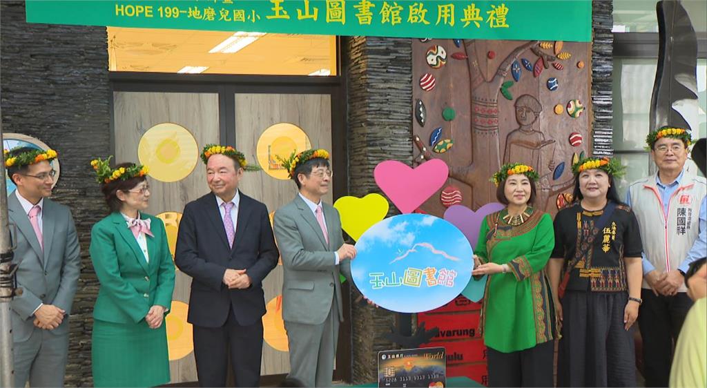 異言堂(影)／玉山金控董事長曝：1張感謝卡催淚，200校圖書館改造背後故事