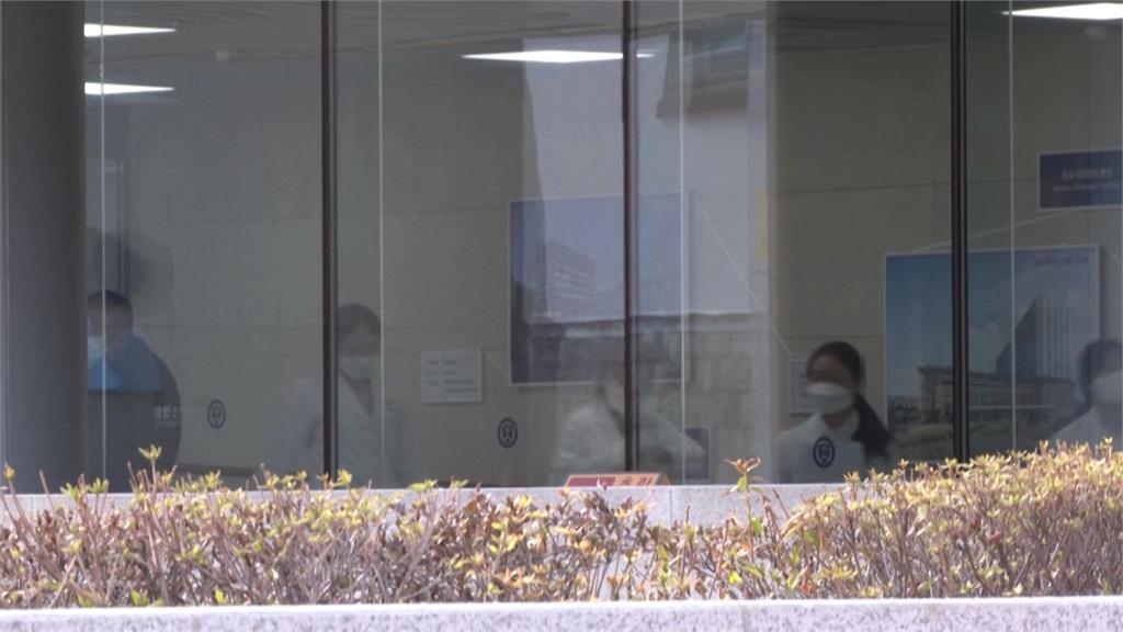 南韓醫生持續罷工抗爭　政府強硬表態　不復工就吊扣執照