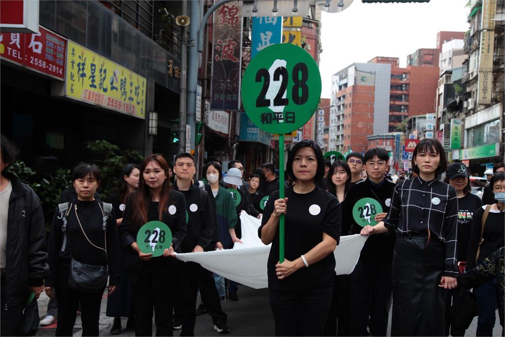 快新聞/應佳妤為老蔣辯護!稱228下令平定的是暴徒 吳欣岱提她開嗆了