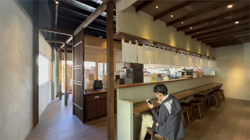 台灣趴趴走/真相別問 !日本劍聖祖傳料理店老闆是台灣人?來吃「直火燒肉丼飯」 !