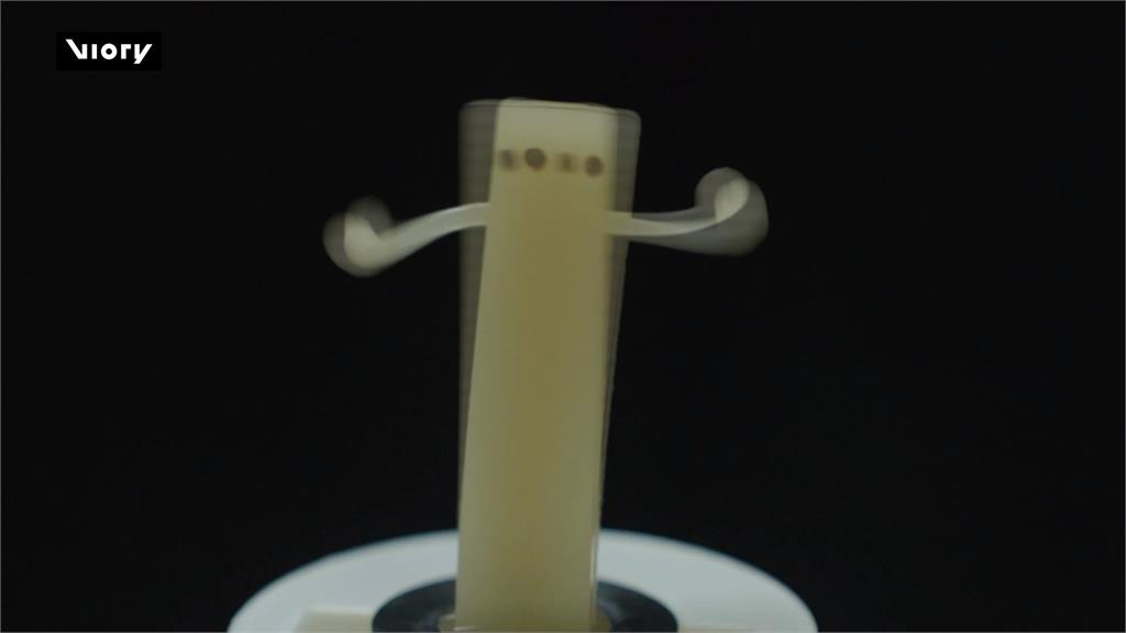 研究生吞活物感受 日學者開發會動的食用機器人