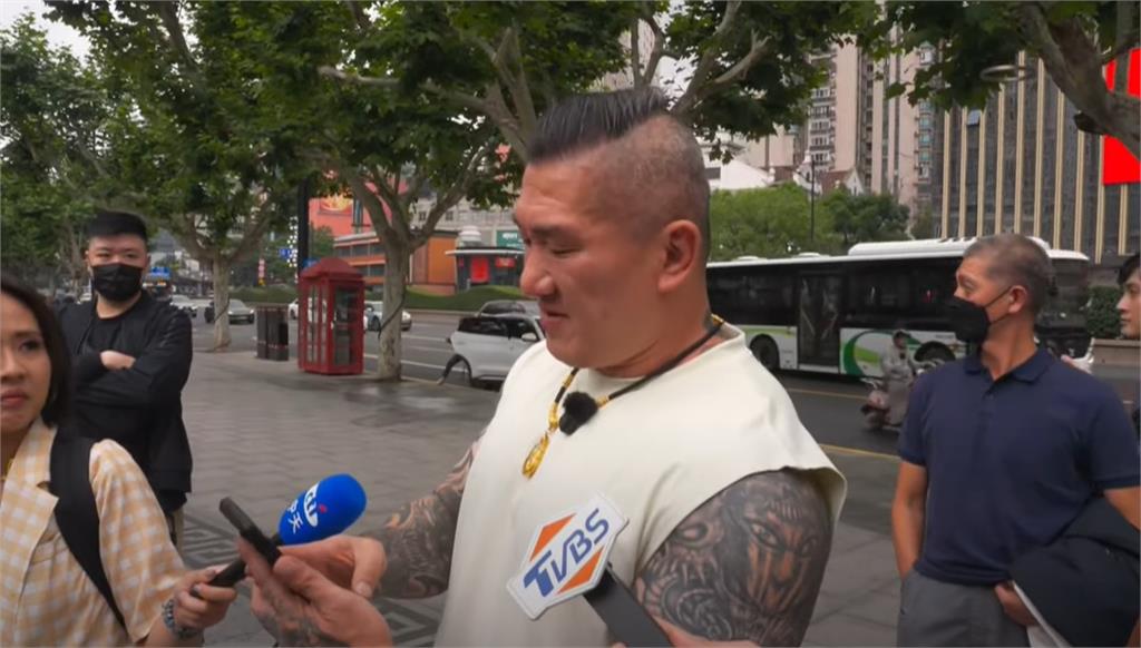 館長中國行被問「你是哪國人」不敢答!尷尬畫面全被拍…網酸:政治變色龍