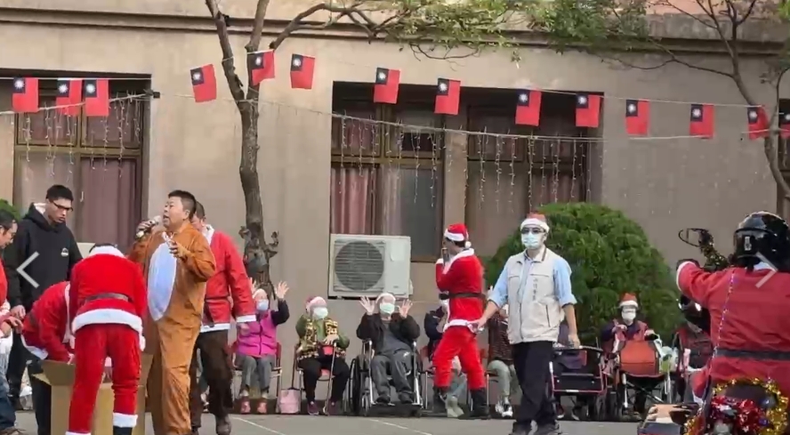 上百台百萬重機化身耶誕騎士 寒冬送愛助弱勢團體