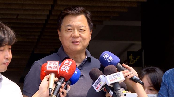 周錫瑋開噴「中國導彈是保護台灣」!稱這2國「想殖民剝削台」下秒慘遭鐵拳翻車